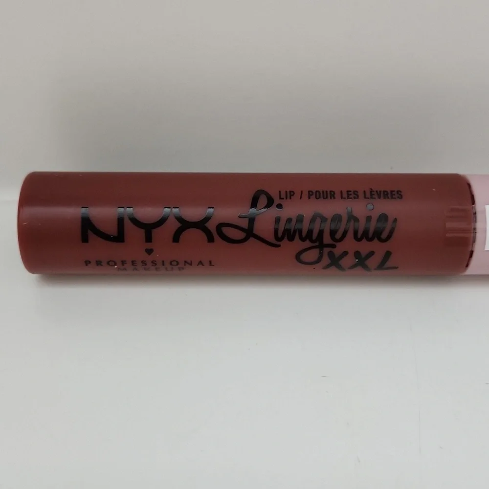 New & Sealed Nyx Lingerie XXL Liquid Lipstick